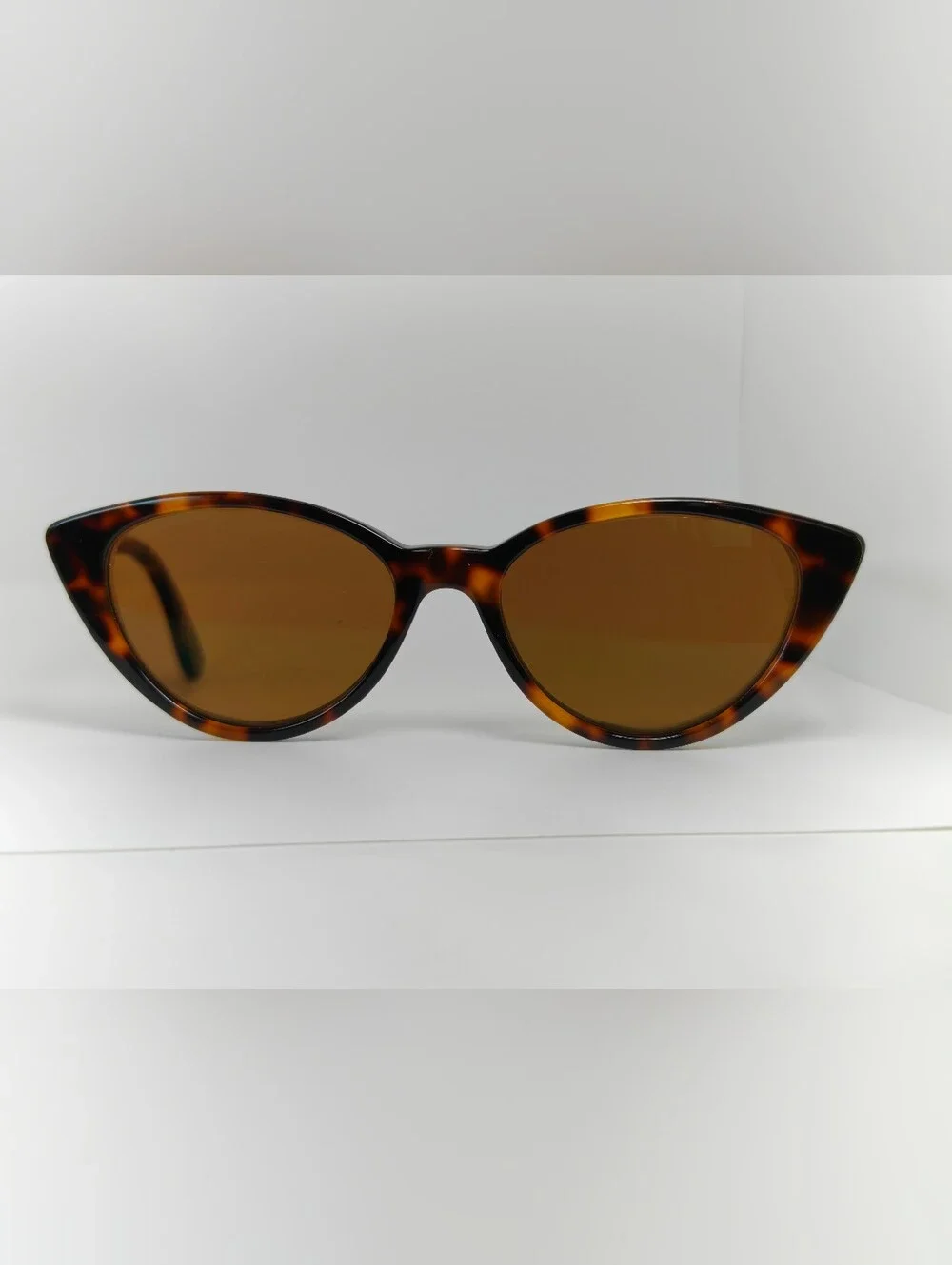 Jolie. Classic Tortoiseshell Classic Cat Eye Eyeglasses. Elegant